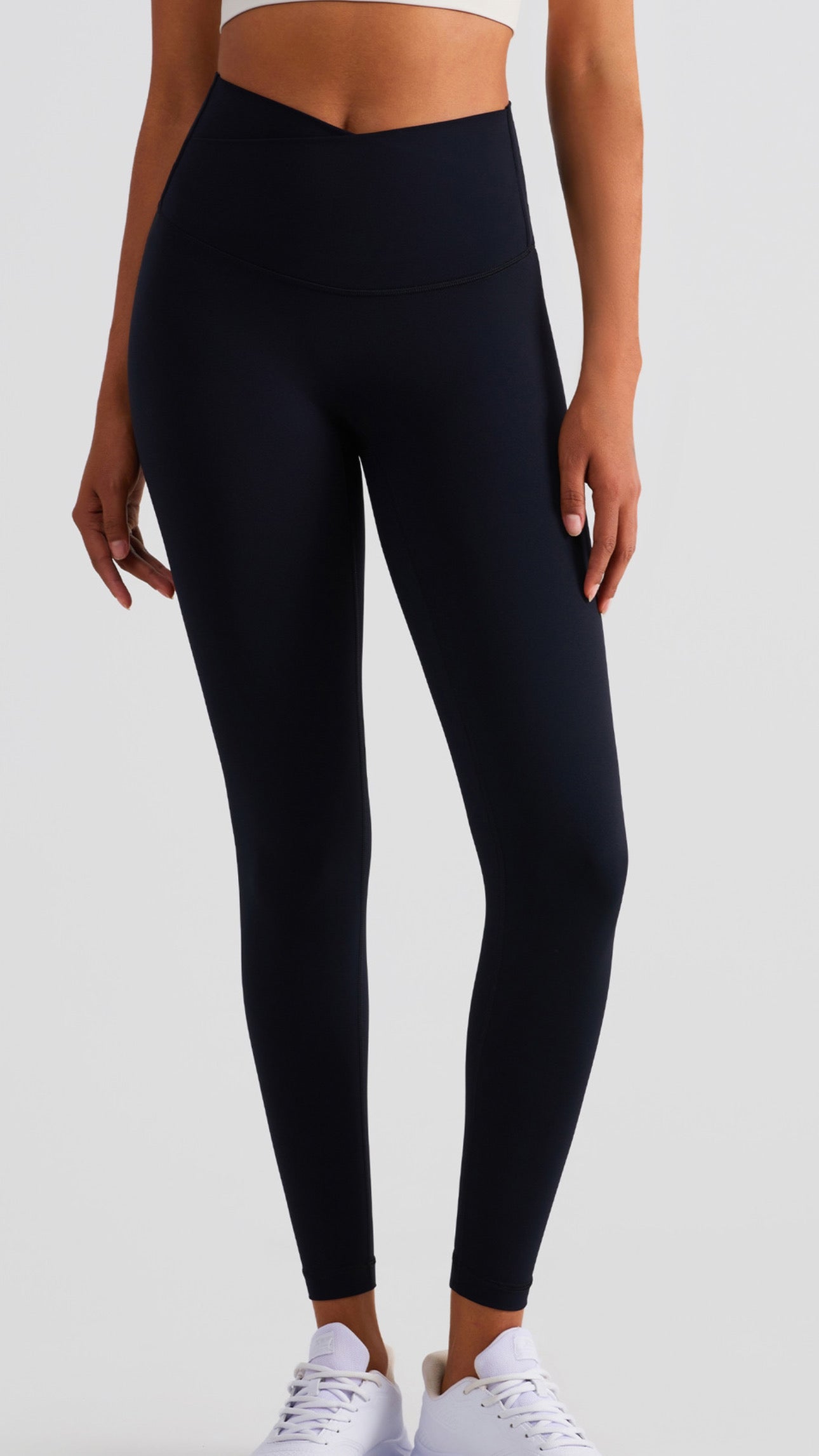 V front leggings